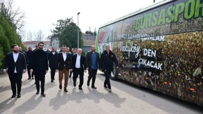 Vakıfköy Orhan Özselek Tesisleri’nde incelemelerde bulunan Yıldırım Belediye Başkanı Oktay
