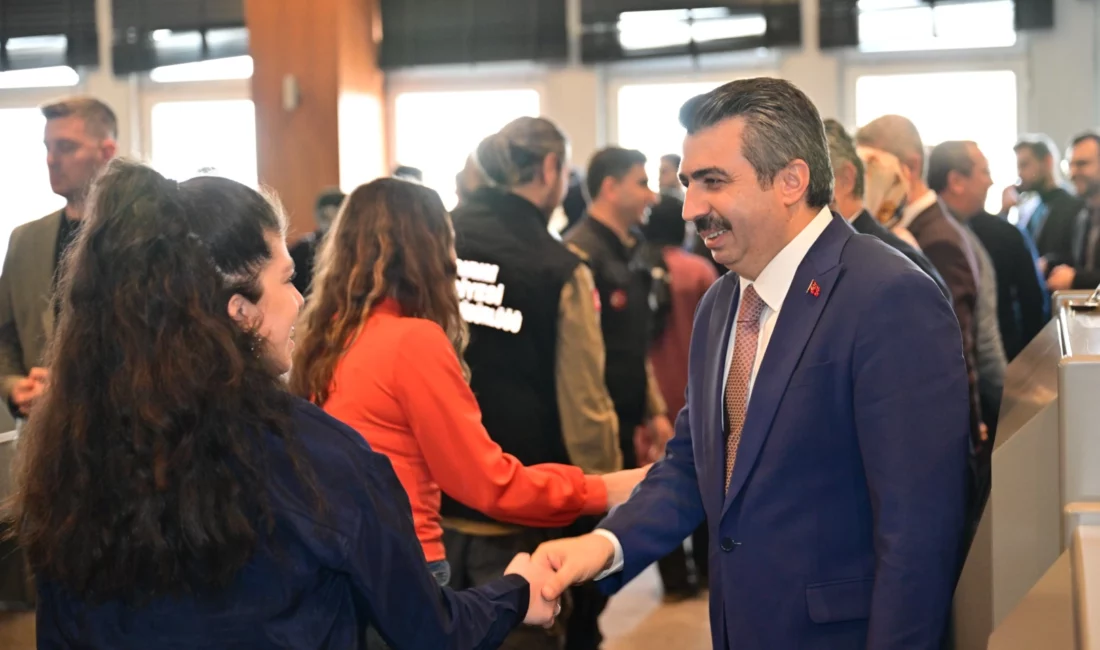 Yıldırım Belediye Başkanı Oktay Yılmaz, Ramazan Bayramı dolayısıyla, belediye çalışanlarıyla