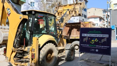 Bursa'da Gemlik Belediyesi, kent genelinde sürdürdüğü ulaşım ve çevre düzenleme