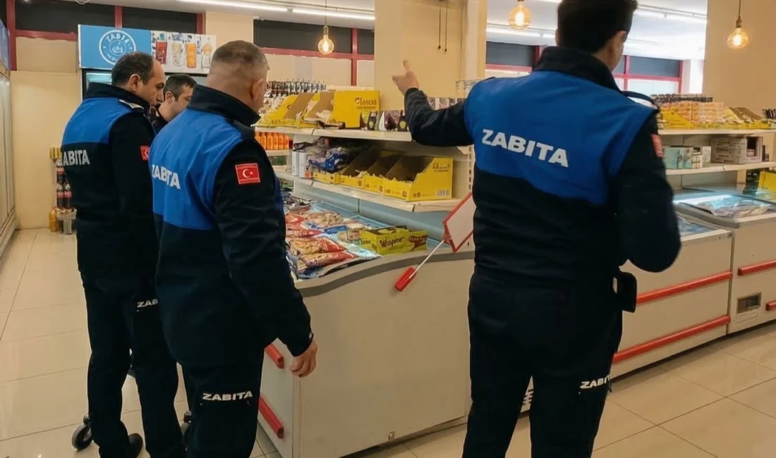 Bursa'da Gemlik Belediyesi Zabıta Müdürlüğü ekipleri, ilçe genelinde marketlere yönelik