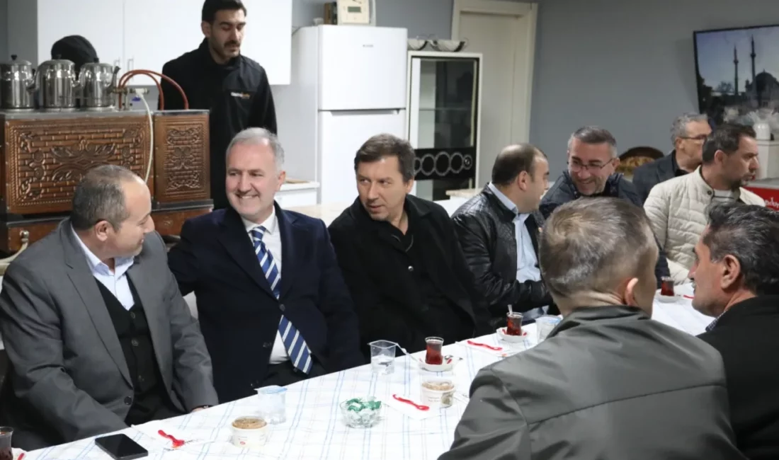 Bursa İnegöl Belediyesi’nin teravih programları kapsamında Hafız Musa Delipoyraz, TOKİ