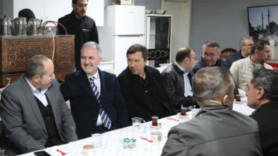 Bursa İnegöl Belediyesi’nin teravih programları kapsamında Hafız Musa Delipoyraz, TOKİ