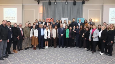 Bursa'da Nilüfer Belediyesi’nin düzenlediği geleneksel iftar yemeğinde konuşan Başkan Şadi