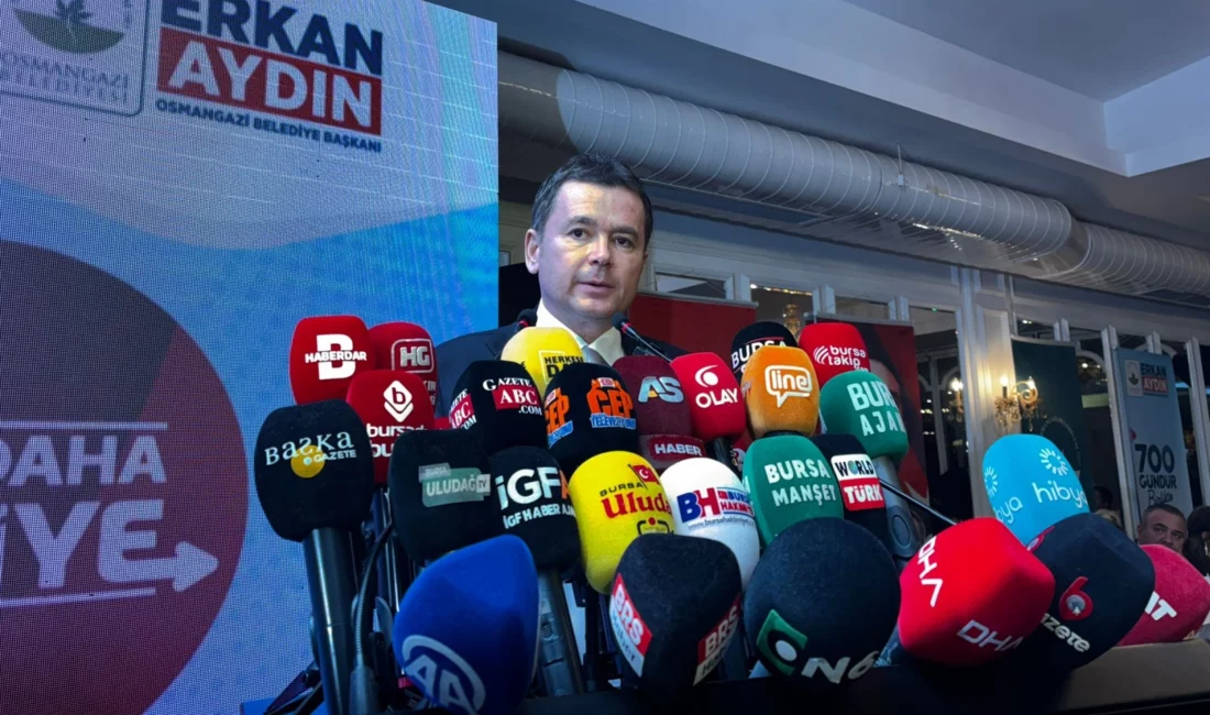 Bursa'da Osmangazi Belediye Başkanı Erkan Aydın, göreve gelişinin 700. gününde