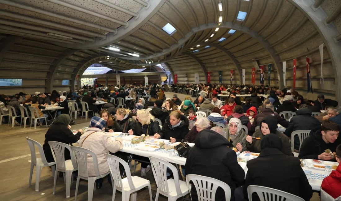 Bursa Osmangazi Belediye Başkanı Erkan Aydın, Ramazan ayı boyunca her