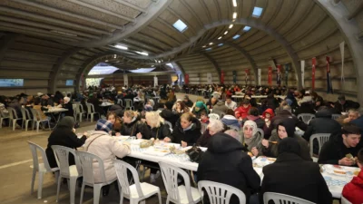 Bursa Osmangazi Belediye Başkanı Erkan Aydın, Ramazan ayı boyunca her