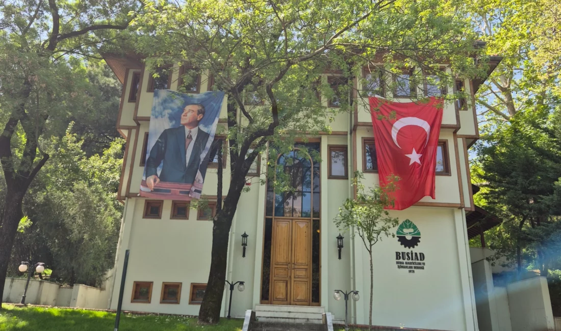 Bursa Sanayicileri ve İşinsanları Derneği (BUSİAD), Ekonomi Danışmanı ve Bursa