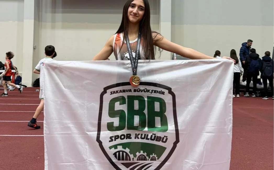 Sakarya Büyükşehir Belediyesi Spor Kulübü, Bursa’da gerçekleştirilen U14 Türkiye Salon