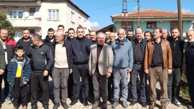 Bilecik’in Pazaryeri ilçesinde CHP Gençlik Kolları Başkanı Emirhan Yağan, vatani