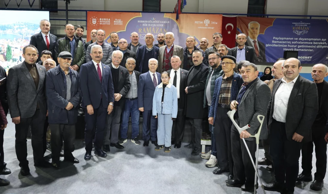 Bursa Büyükşehir Belediyesi’nin Orhaneli ilçesinde düzenlediği iftar programına katılan Başkan