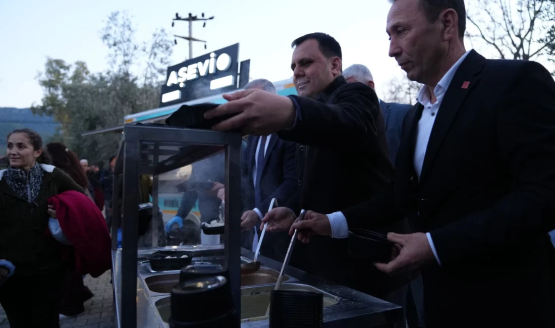 Muğla'da Dalaman Belediyesi’nin geleneksel mahalle iftar programlarının ilki Kargınkürü Mahallesi’nde