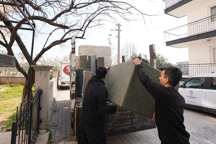 Denizli Büyükşehir Belediyesi’nin dar gelirli ailelere yönelik 10 bin TL’lik