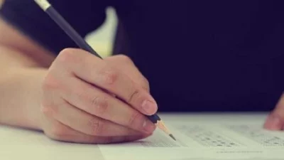 Denizli Büyükşehir Belediyesi’nin ihtiyaç sahibi gençlere yönelik hayata geçirdiği YKS