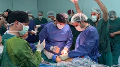 Dokuz Eylül Üniversitesi (DEÜ) ev sahipliğinde düzenlenen “Tüm Yönleriyle Menisküs