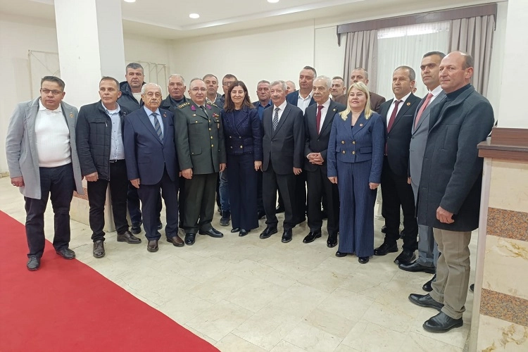 Edirne'nin Keşan ilçesinde bayramlaşma önceki gün gerçekleştirildi.