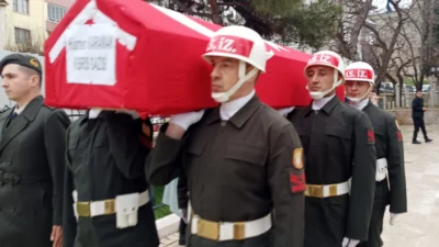 Kıbrıs Gazisi Hüsmen Karaman, 73 yaşında Keşan'da vefat etti. Cenazesi,