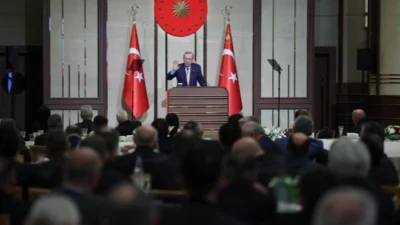 Cumhurbaşkanı Erdoğan, esnaf ve sanatkarlar düzenlenen iftarda enerji piyasalarındaki dalgalanmalara