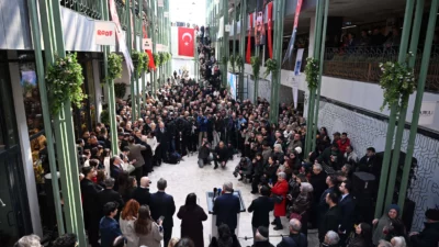 Ankara Büyükşehir Belediyesi, yenileme ve güçlendirme çalışmalarını tamamladığı Esat Semt