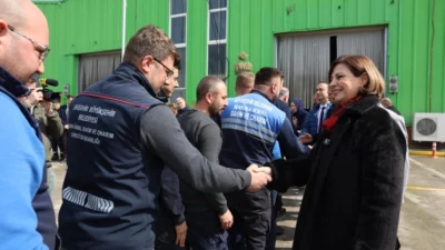 Eskişehir Büyükşehir Belediye Başkanı Ayşe Ünlüce, bayram dolayısıyla belediye bünyesinde