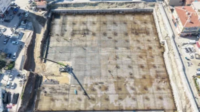 Eskişehir Büyükşehir Belediyesi, kente modern, sağlıklı ve işlevsel bir alışveriş