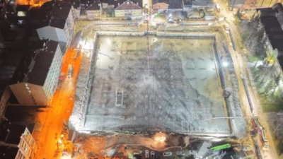 Eskişehir Büyükşehir Belediye Başkanı Ayşe Ünlüce, Kurtuluş Kapalı Pazar Yeri’nde