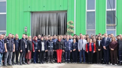 Eskişehir Büyükşehir Belediye Başkanı Ayşe Ünlüce, bayram dolayısıyla belediye bünyesinde