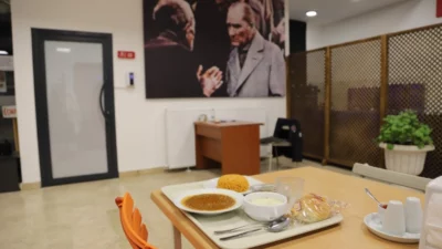 Eskişehir’de anlamlı bir gün, anlamlı bir sofrayla taçlandı. 18 Mart