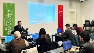 Gaziantep Büyükşehir Belediyesi bünyesinde hizmet veren Müzeyyen Erkul Gaziantep Bilim