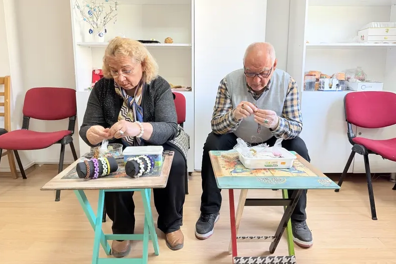 Gaziantep’teki Aktif Yaşam Merkezi’nde sınıf arkadaşı olarak tanışan çift, burada