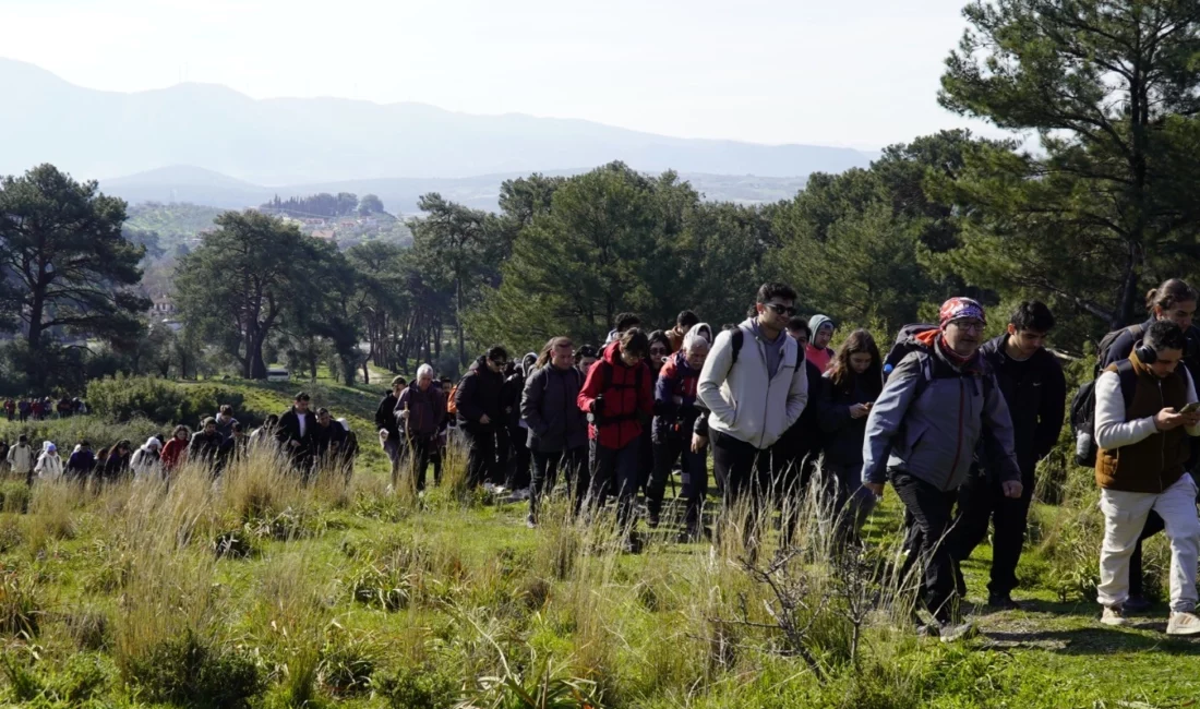 İzmir Büyükşehir Belediyesi, üniversite öğrencilerine yönelik doğa ve ilkbahar temalı