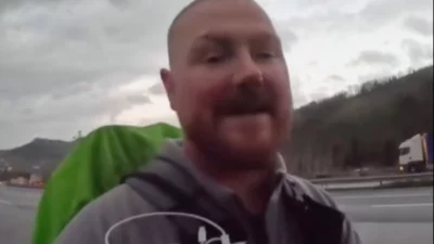 İngiltere’den yola çıkarak Vietnam’a yürüyerek gitmeyi hedefleyen iki gezgin, Ordu’da