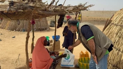 Help Yetim organizasyonu, Nijerya’nın Kano bölgesinde iç savaştan kaçarak derme