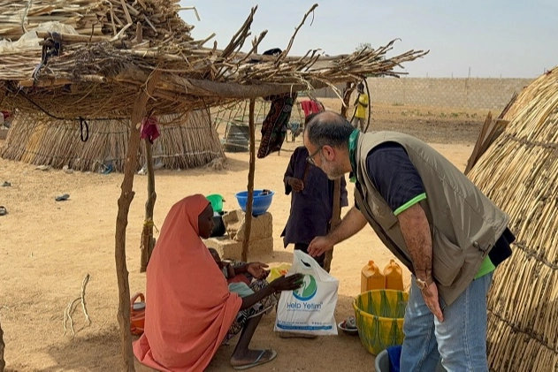 Help Yetim organizasyonu, Nijerya’nın Kano bölgesinde iç savaştan kaçarak derme