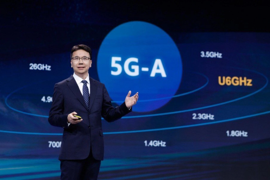 Huawei CEO'su Yang Chaobin, MWC Barcelona 2026'da ICT sektörüne yapay