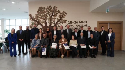 İBB Başkanvekili Nuri Aslan, Kartal’daki Huzurevi’nde kahvaltı programında konuştu. Aslan,