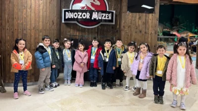 İstanbul Maltepe Belediyesi’nin kreş öğrencileri, Prof. Dr. Türkan Saylan Kültür Merkezi’nde