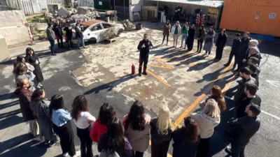 İstanbul'da Maltepe Belediyesi’nde görevli öğretmenlere olası afet ve acil durumlara