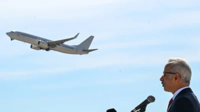 Ulaştırma ve Altyapı Bakanı Abdulkadir Uraloğlu, yolcu ve uçuş güvenliği