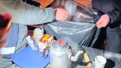 İzmir Büyükşehir Belediyesi zabıta ekipleri, Sahilevleri’nde 2 bardak çayın 300