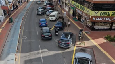 İzmir Aliağa’da şehir merkezindeki trafik yoğunluğunu azaltmak ve park sorununa