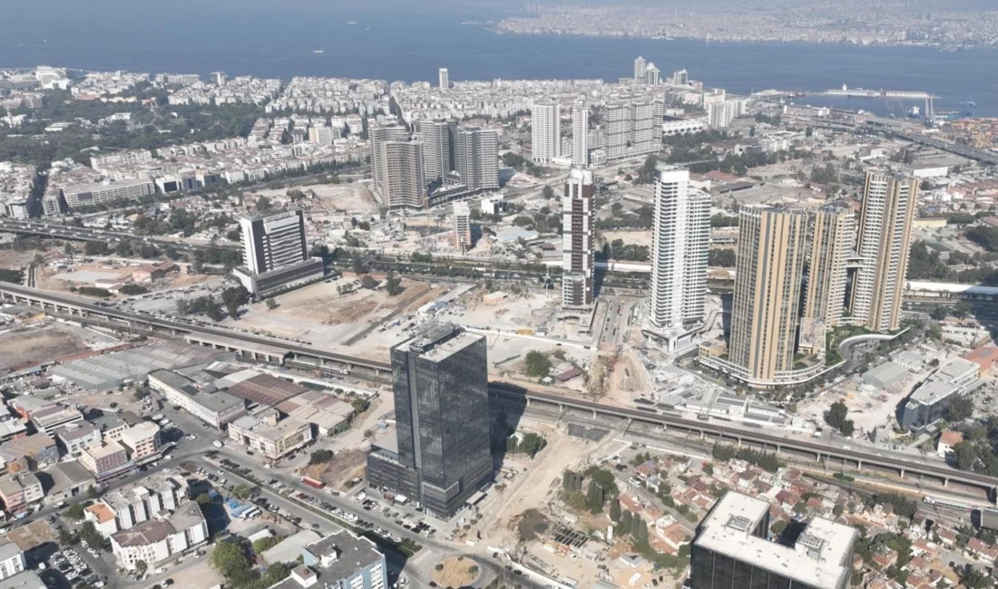İzmir Büyükşehir Belediyesi, son iki yılda kentin ulaşım altyapısını güçlendirecek