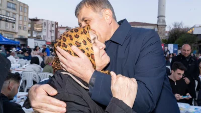 İzmir Büyükşehir Belediyesi tarafından birlik, beraberlik ve dayanışma ruhunu kentin