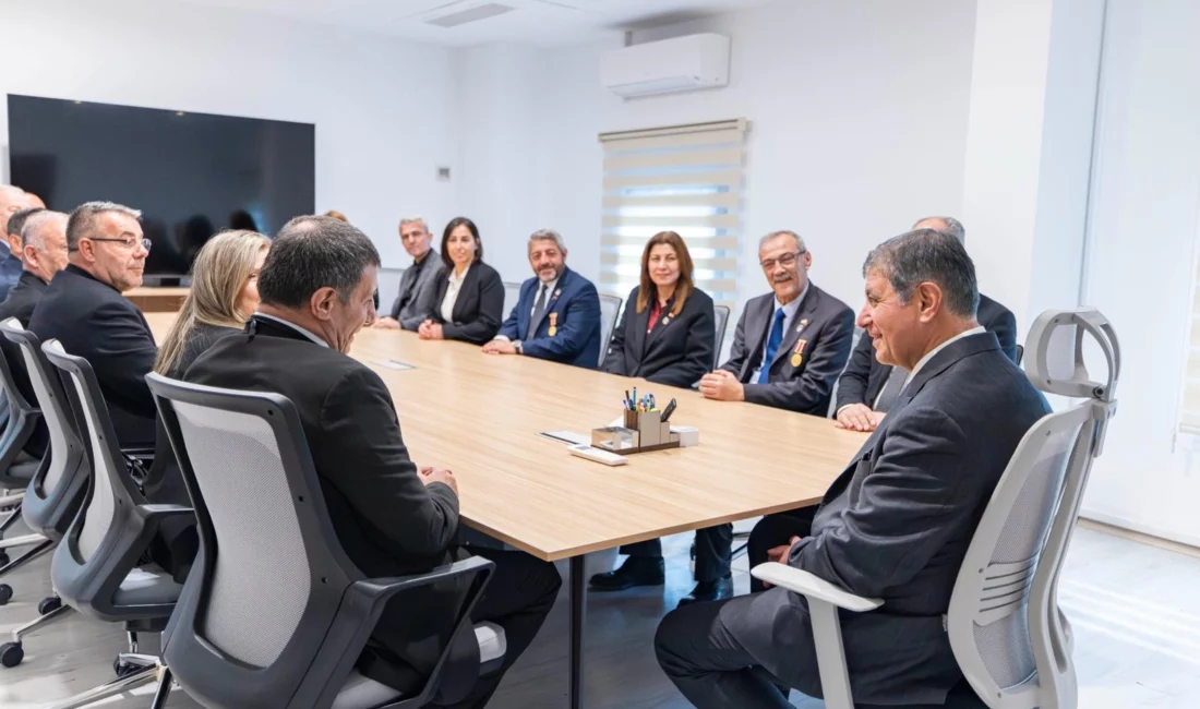 İzmir Büyükşehir Belediye Başkanı Dr. Cemil Tugay, 18 Mart Şehitleri