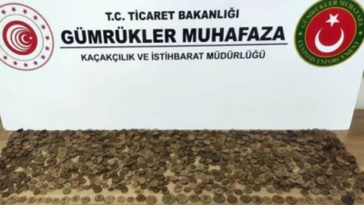 Ticaret Bakanlığı Gümrükler Muhafaza ekipleri, Çeşme Ulusoy Limanı’nda İtalya’ya gitmek
