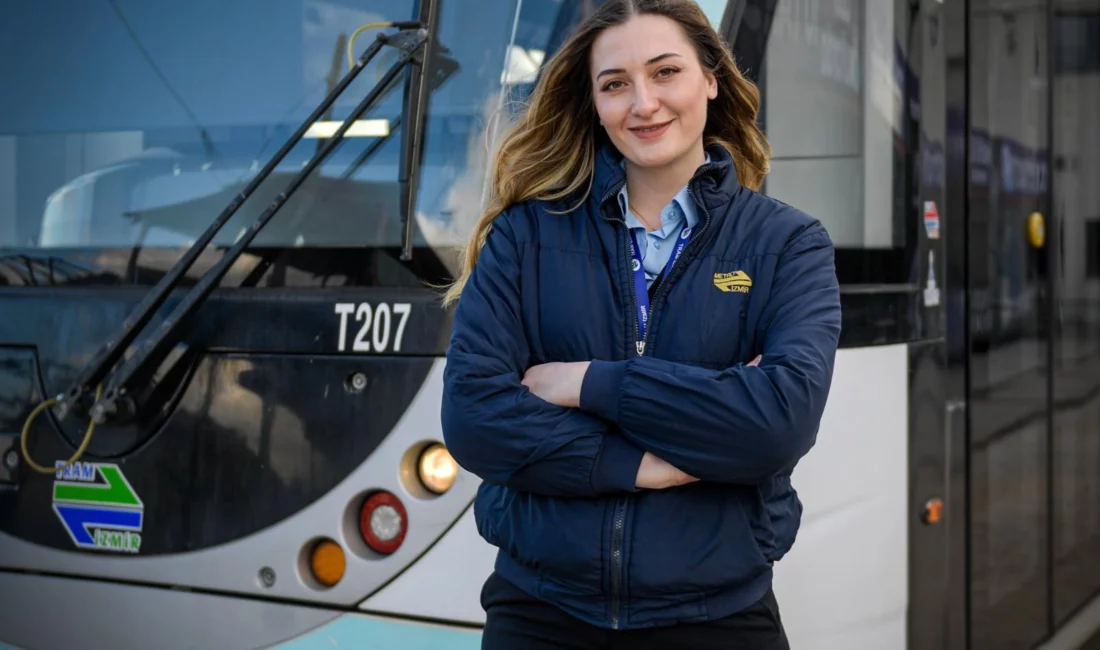 İzmir Metro AŞ’de tramvay sürücüsü olarak görev yapan 23 yaşındaki