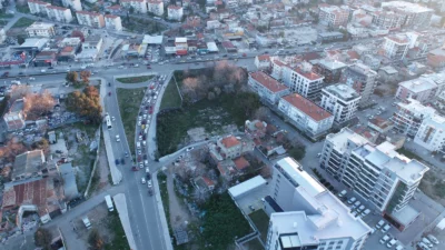 İzmir Büyükşehir Belediyesi, Karşıyaka aksında ulaşımı hızlandırmak ve kesintisiz trafik