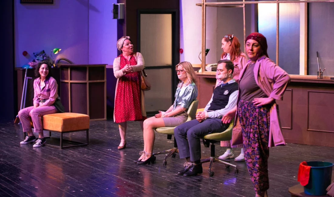 İzmir Şehir Tiyatroları, 27 Mart Dünya Tiyatro Günü’nü ücretsiz olarak