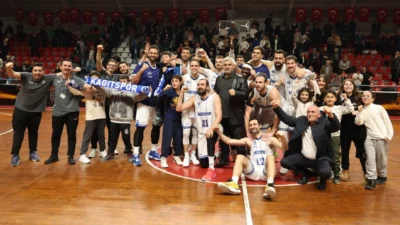 Türkiye Erkekler Basketbol 1. Ligi’nde mücadele eden Kocaeli Büyükşehir Belediyesi