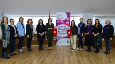 Karabağlar Belediyesi, kadınların insan hakları konusunda bilinçlenmesini ve güçlenmesini desteklemek