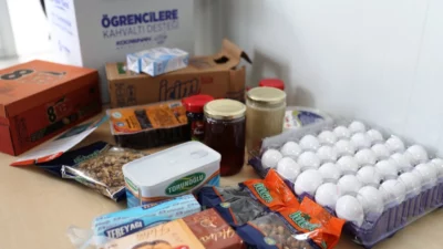 Kayseri Kocasinan Belediyesi tarafından öğrencilerin sağlıklı beslenmesi, güne zinde başlaması